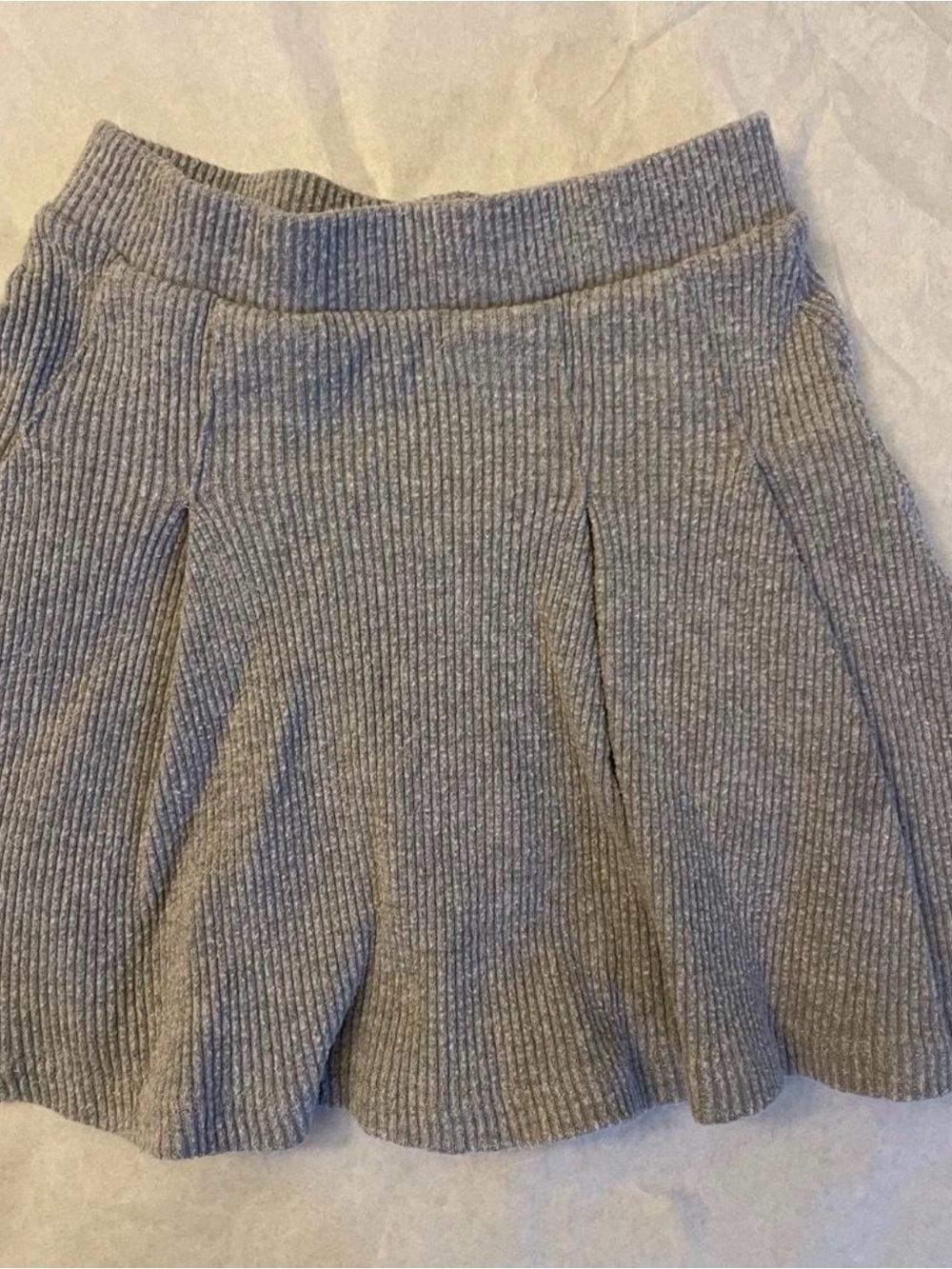 Zara gray ribbed knit mini skirt in a size 6